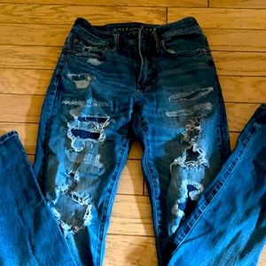 American Eagle Super distressed 👖 jeans! 28x28.